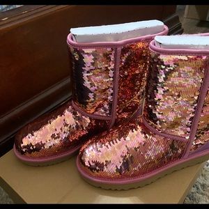 COPY - Uggs. Pink Sequin. Brand New.